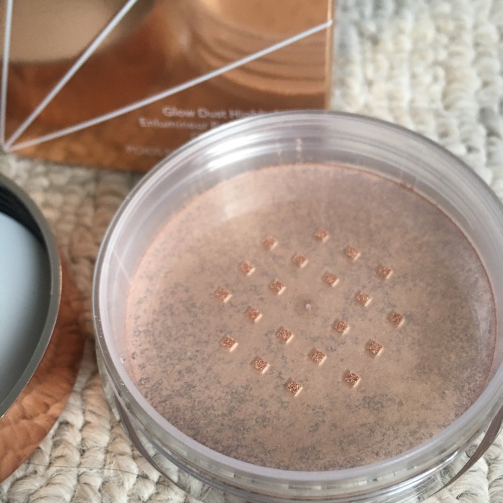 BECCA Champagne Pop Collector's Edition Glow Dust Highlighter - Picture 8 of 8